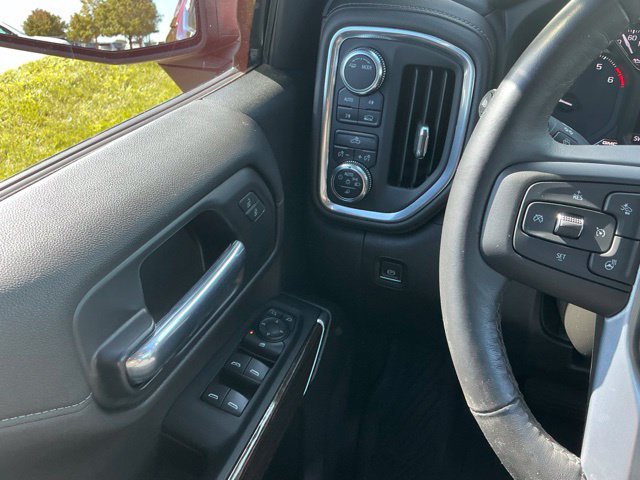 Used 2022 GMC Sierra 1500 SLE w/ Driver Alert Package II AWD/4WD image 23