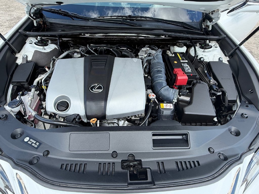 Used 2024 Lexus ES 350 F Sport w/ Accessory Package (Z2) FWD image 18