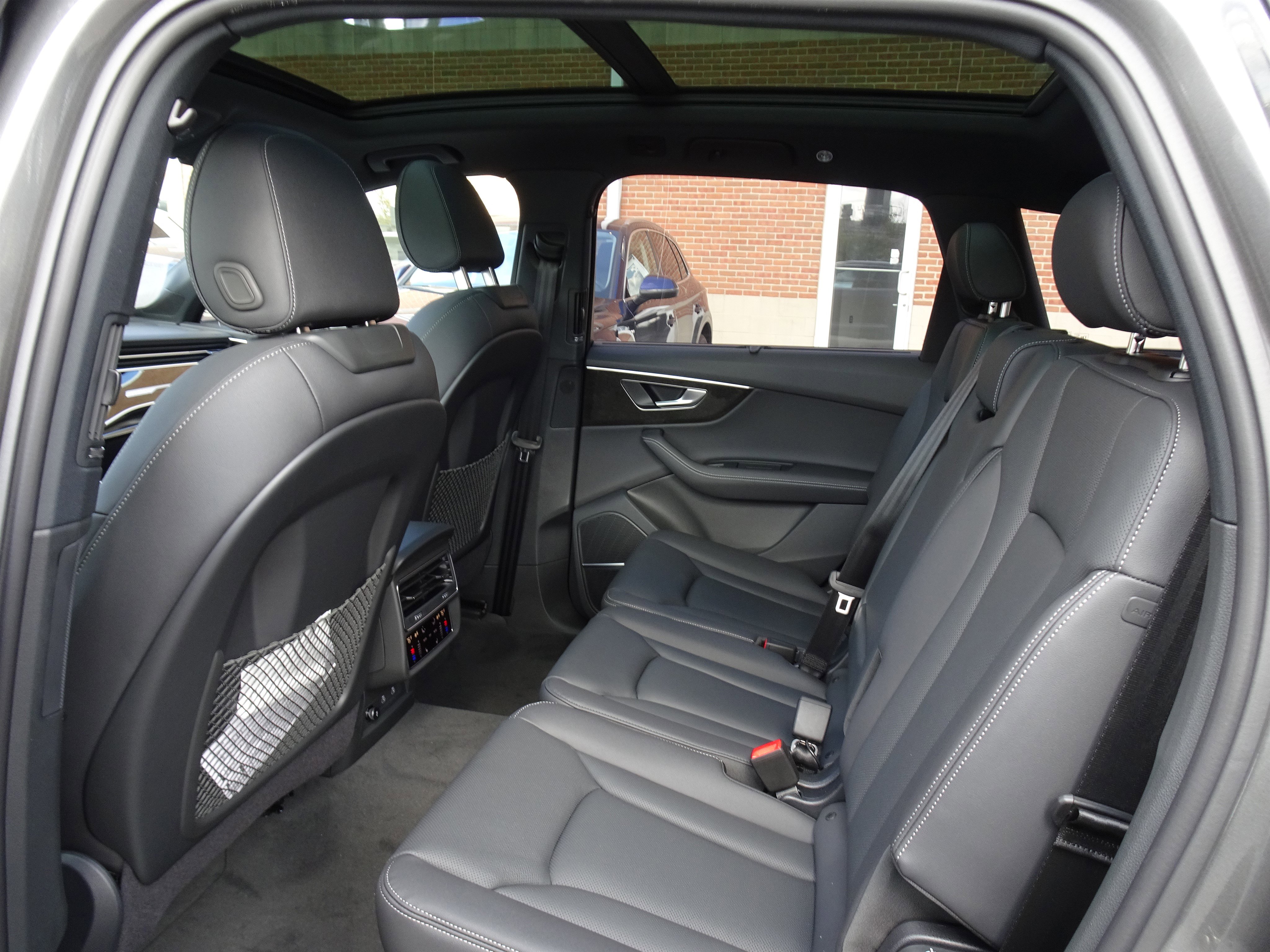 New 2026 Audi Q7 3.0T Premium Plus w/ Premium Plus Package AWD/4WD image 6