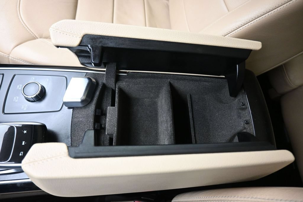 Used 2018 Mercedes-Benz GLS 450 4MATIC image 32