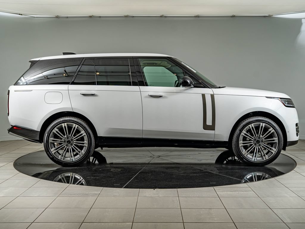 New 2026 Land Rover Range Rover SE AWD/4WD image 4