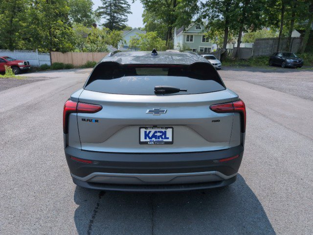 New 2025 Chevrolet Blazer EV LT image 11