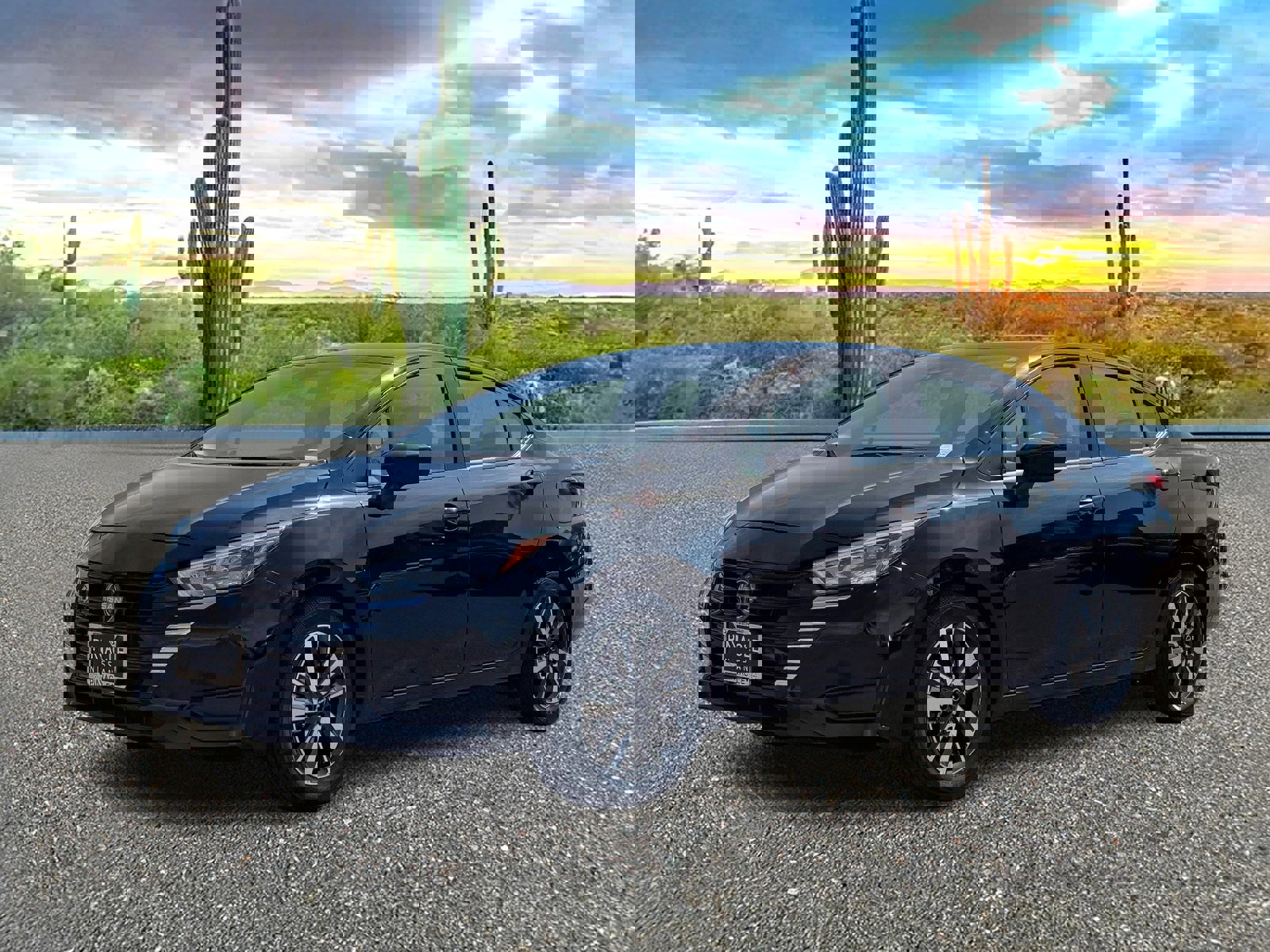 Used 2025 Nissan Versa SV image 2