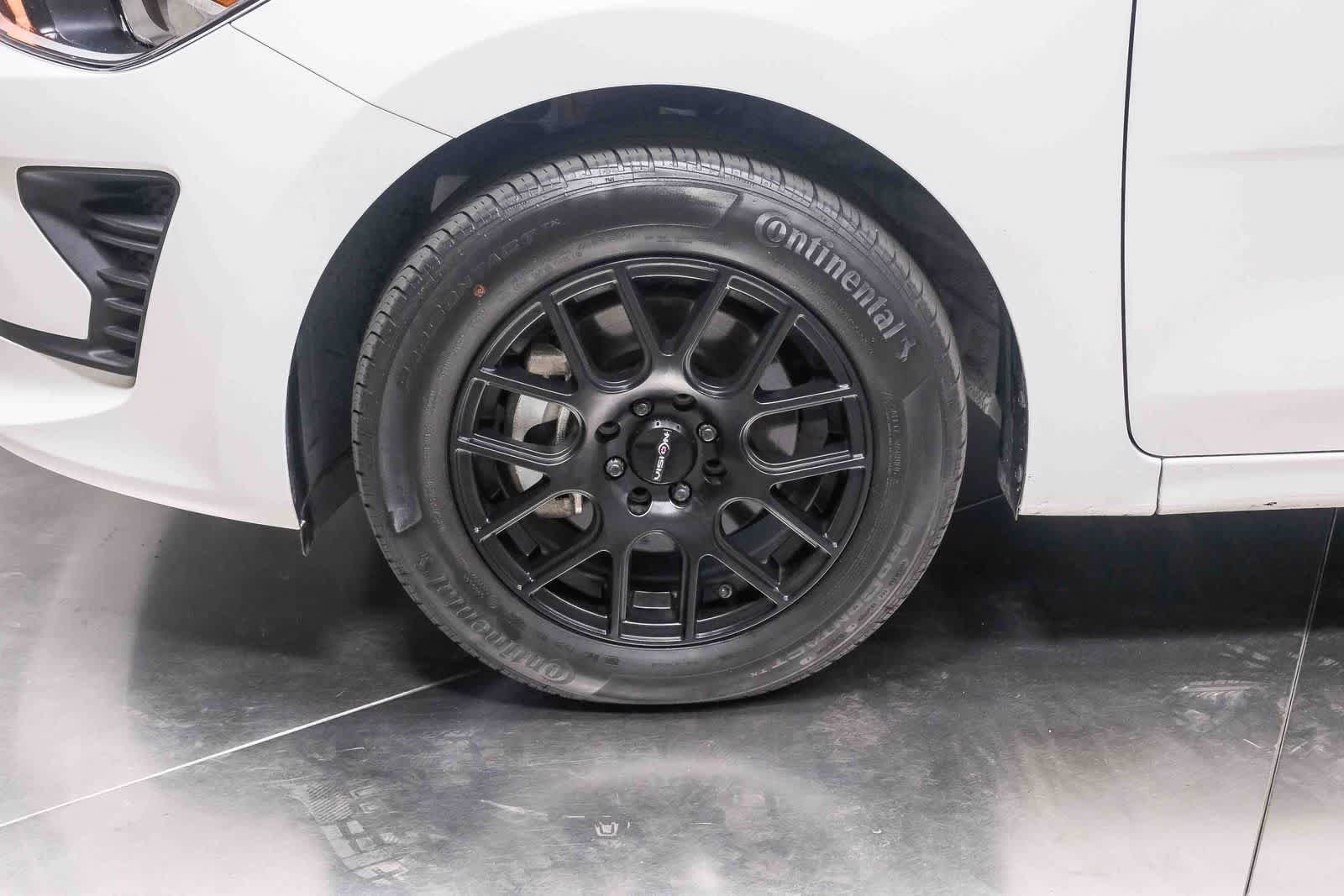 Used 2023 Kia Rio LX image 10