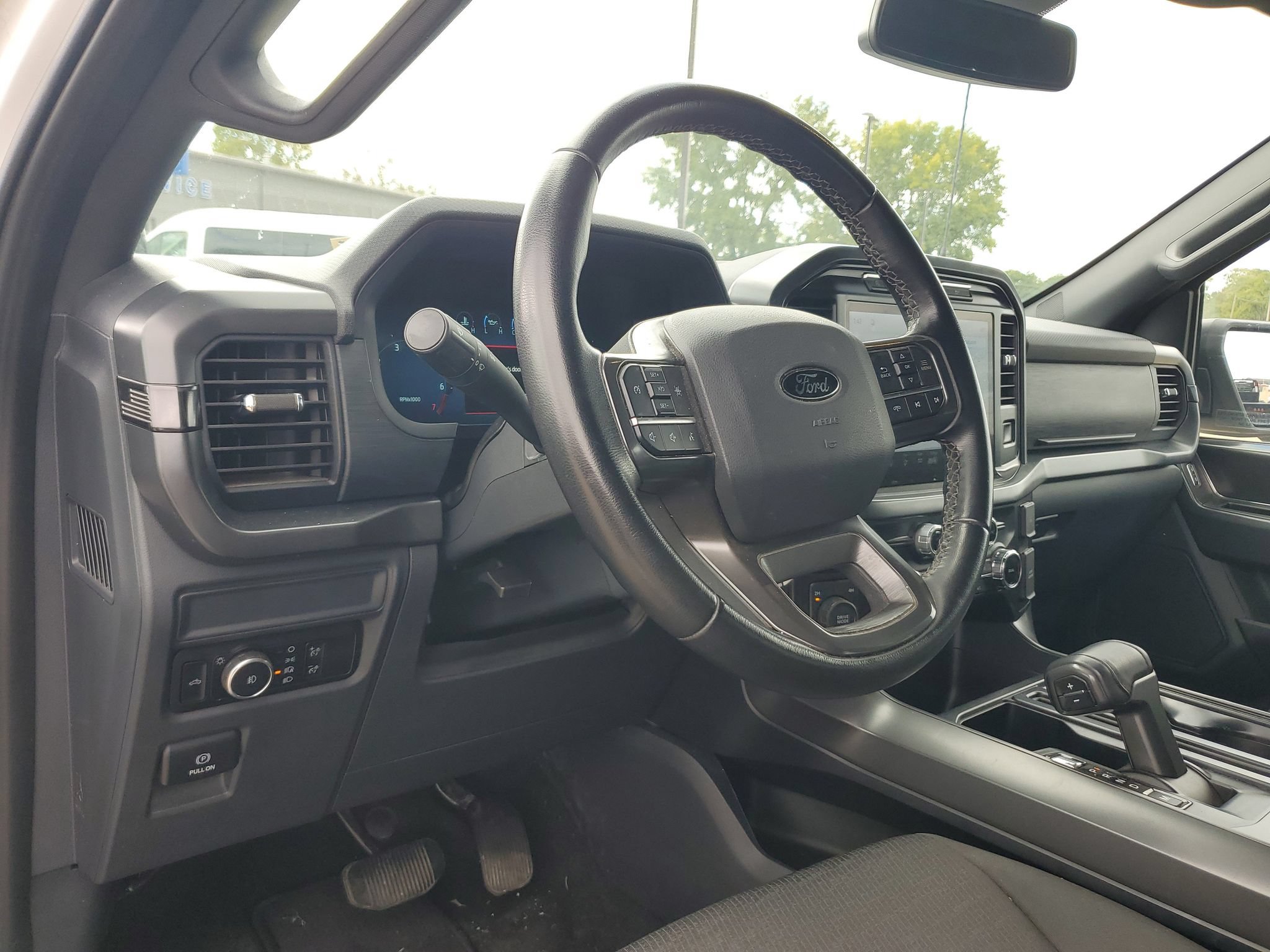 Certified 2024 Ford F150 XLT w/ XLT Black Appearance Package AWD/4WD image 16