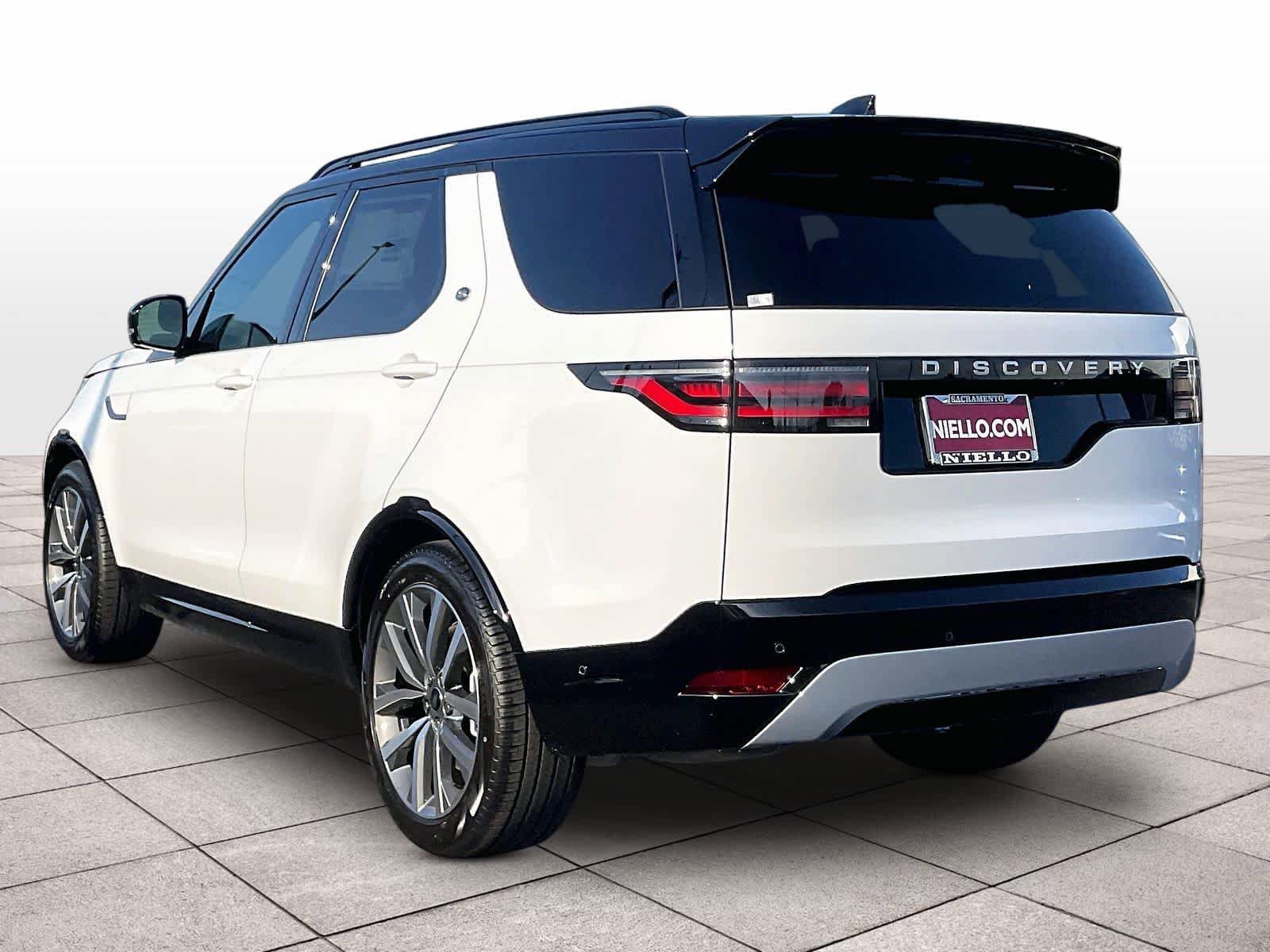 New 2026 Land Rover Discovery Limited Edition AWD/4WD image 3