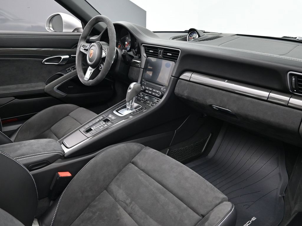 Certified 2019 Porsche 911 Targa 4 GTS image 12