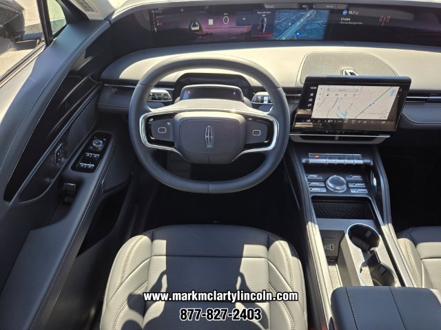 New 2026 Lincoln Nautilus Premier AWD/4WD image 9