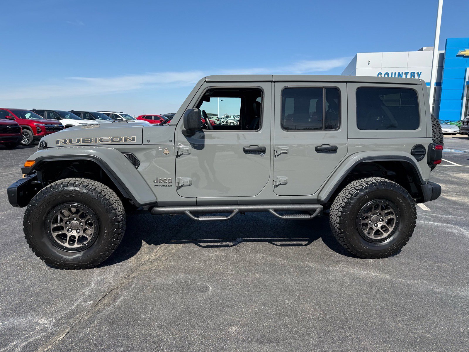 Used 2021 Jeep Wrangler Unlimited Rubicon w/ Xtreme Recon 35" Tire Package image 3