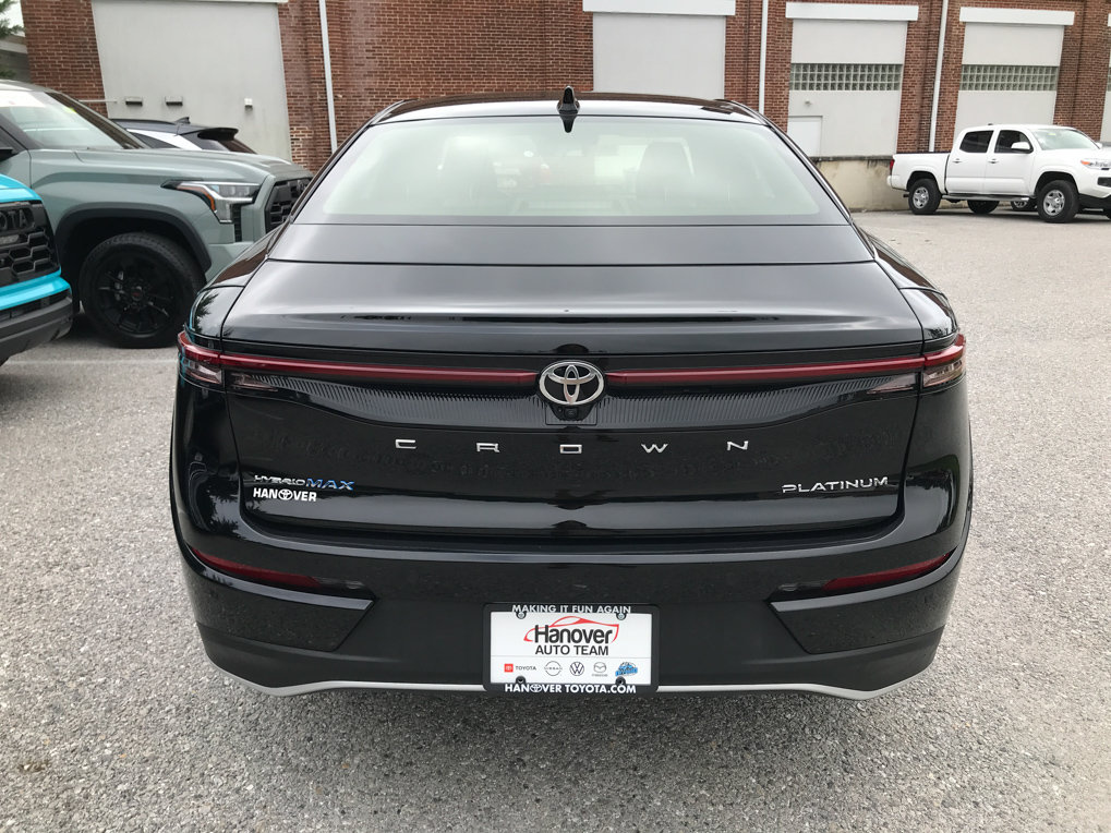 Certified 2023 Toyota Crown Platinum AWD/4WD image 6