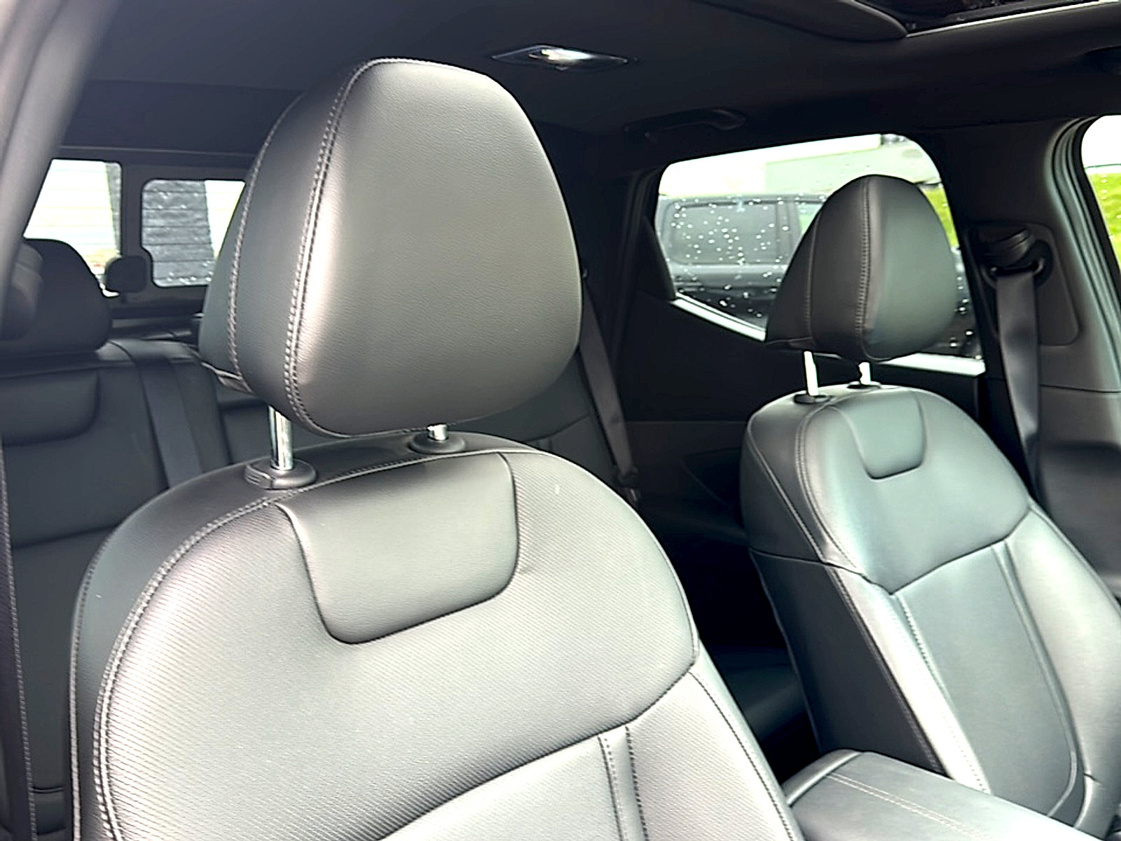 Used 2025 Hyundai Santa Cruz SEL FWD image 22