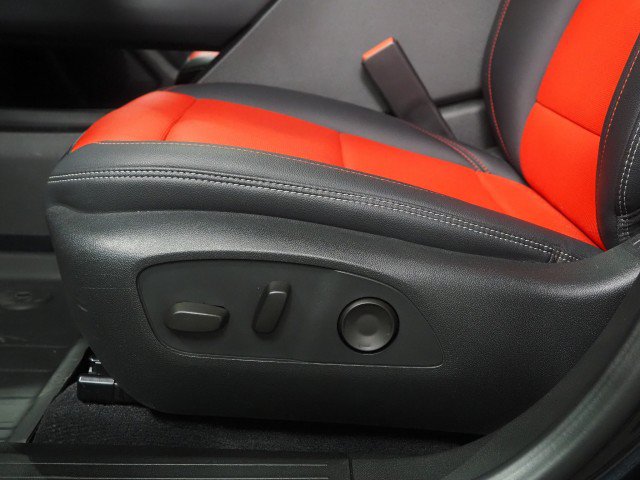 Used 2024 Chevrolet Equinox EV RS FWD image 65