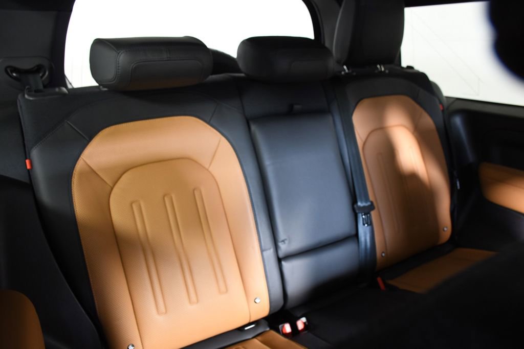 Used 2023 Land Rover Defender 90 X AWD/4WD image 21