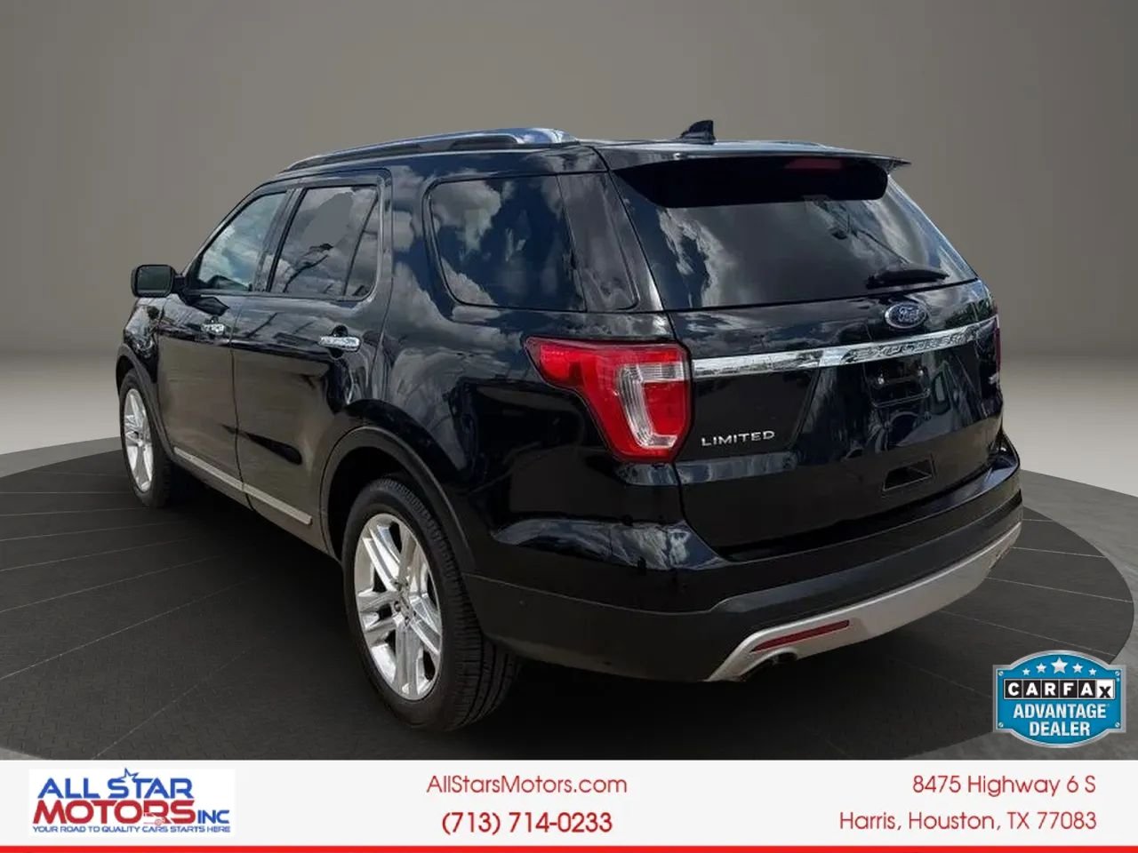 Used 2017 Ford Explorer Limited w/ Equipment Group 301A FWD image 10