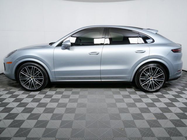 Certified 2022 Porsche Cayenne Turbo video 2