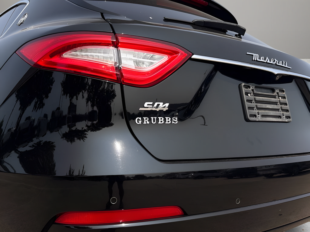 Used 2020 Maserati Levante S AWD/4WD image 24