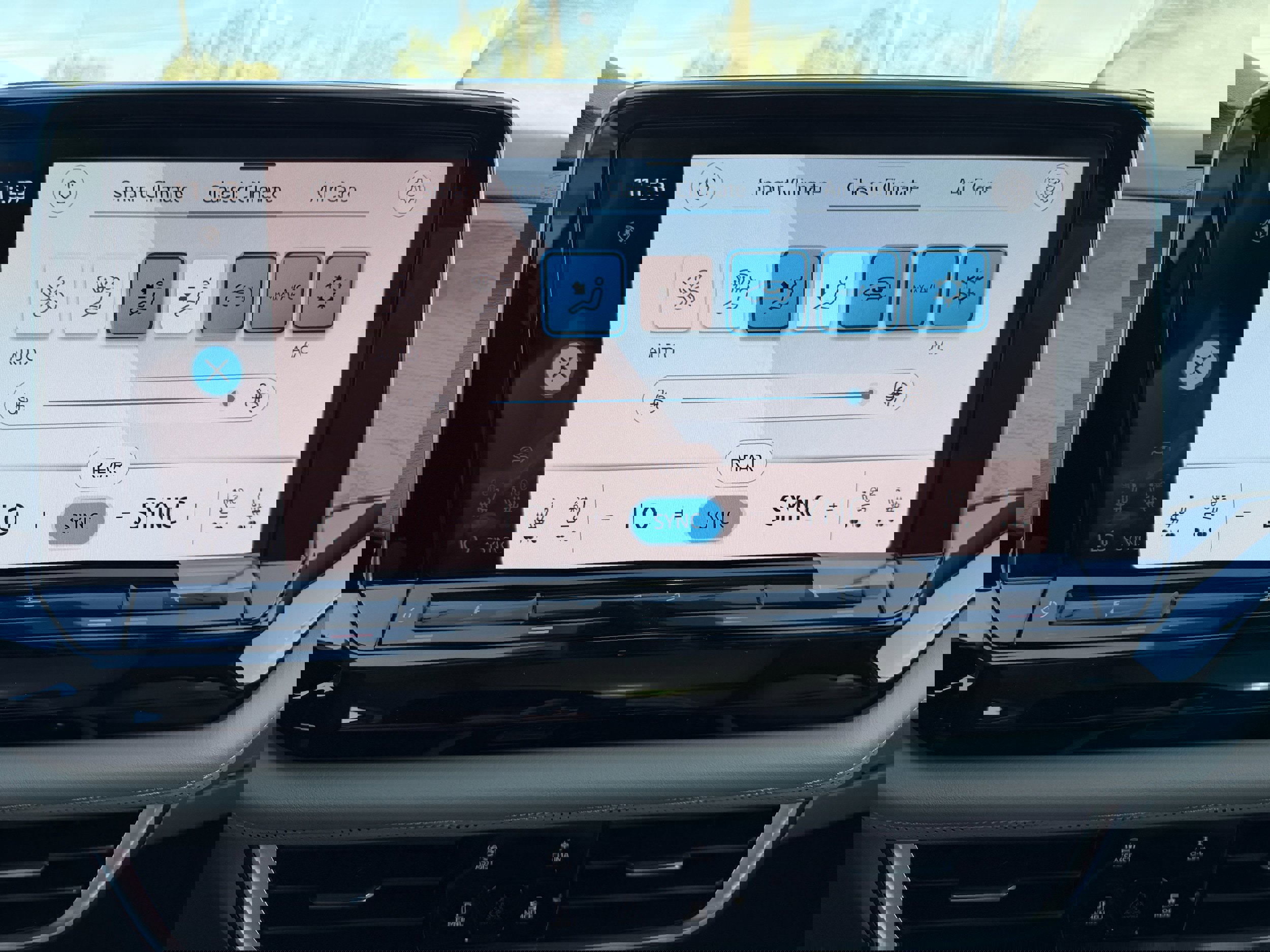 New 2026 Volkswagen Atlas SE image 22