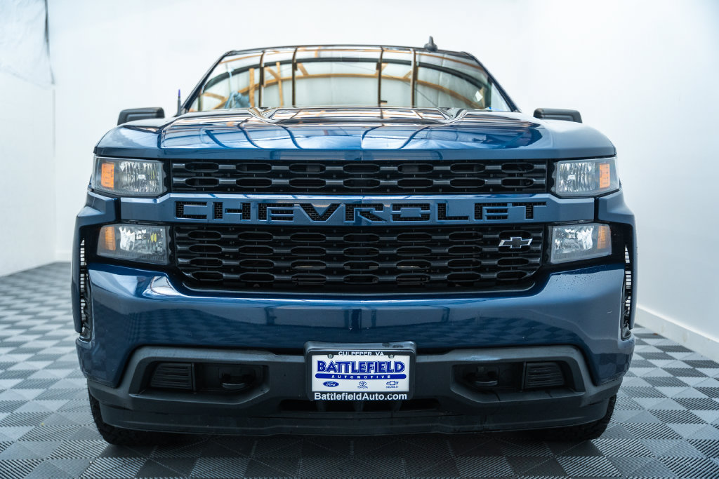 Used 2021 Chevrolet Silverado 1500 Custom AWD/4WD image 2