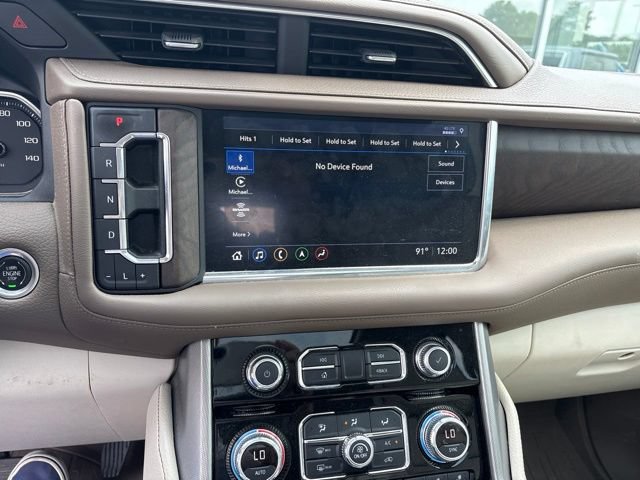Used 2021 GMC Yukon XL Denali AWD/4WD image 16