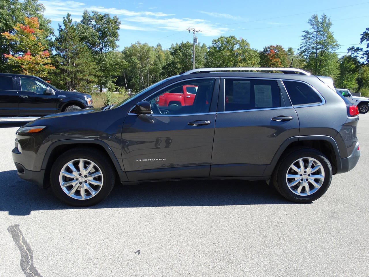 Used 2016 Jeep Cherokee 4WD Limited w/ Luxury Group w/ Luxury Group image 8