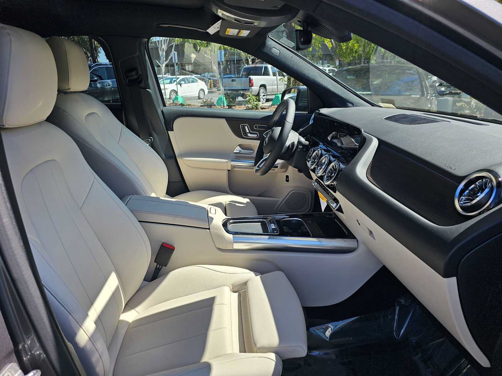 New 2026 Mercedes-Benz GLA 250 image 10