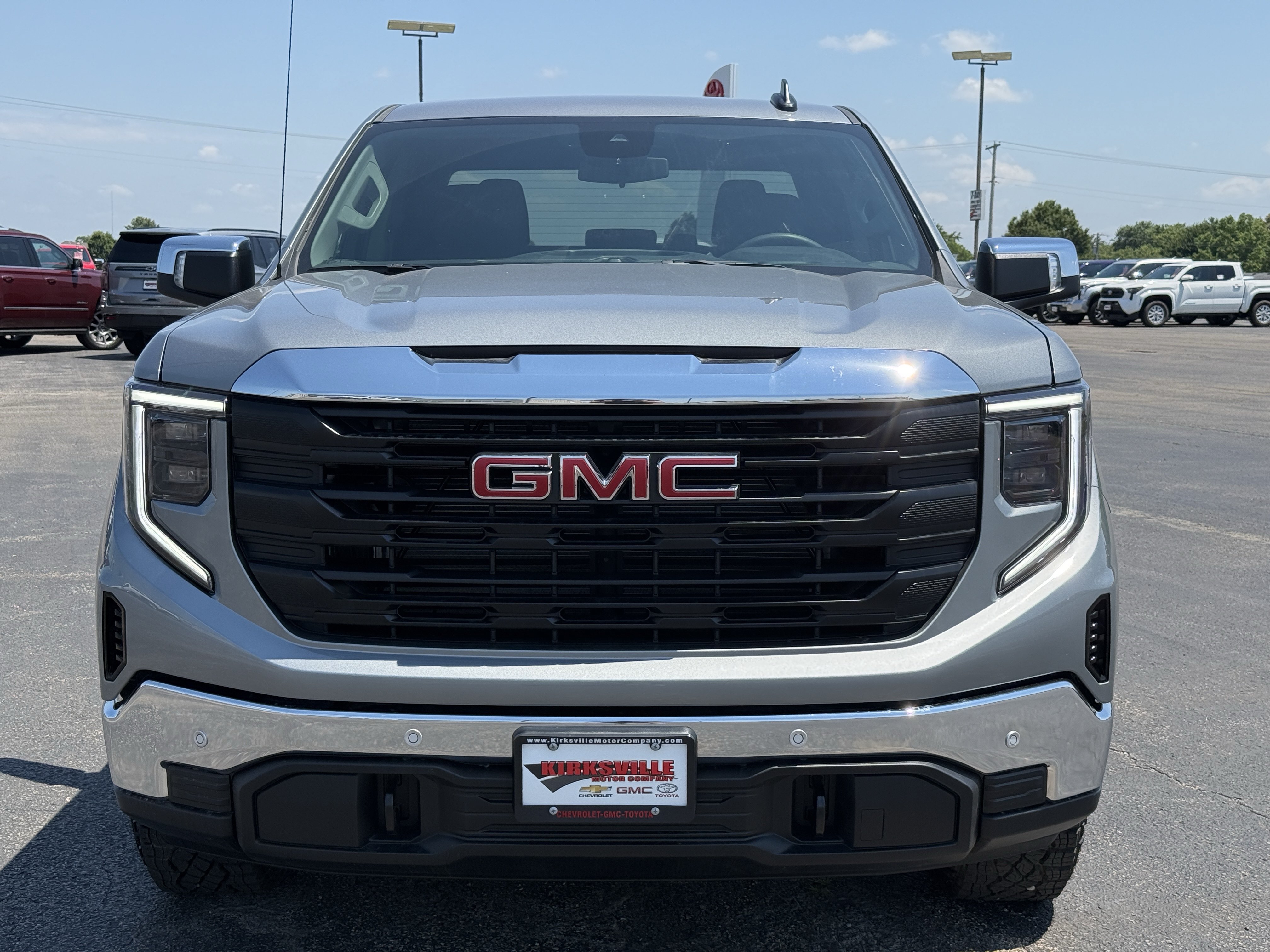 New 2026 GMC Sierra 1500 Pro w/ Pro Value Package AWD/4WD image 10