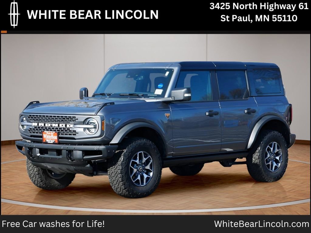Used 2024 Ford Bronco Badlands image 1