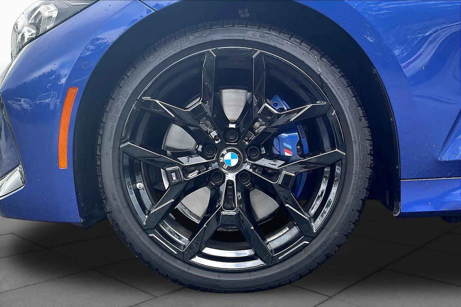 Used 2026 BMW 330i xDrive Sedan w/ M Sport Package AWD/4WD image 10