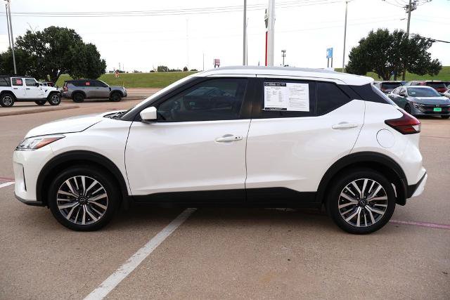 Certified 2024 Nissan Kicks SV FWD image 2