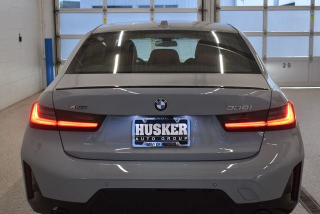 New 2026 BMW 330i xDrive Sedan w/ M Sport Package AWD/4WD image 11