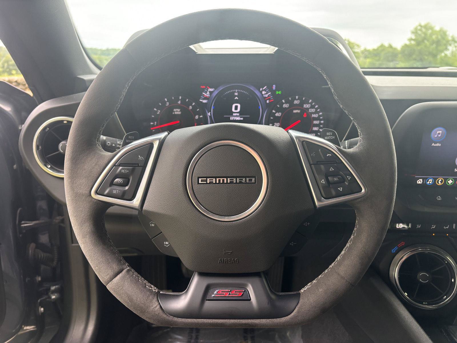 Used 2019 Chevrolet Camaro SS RWD image 39