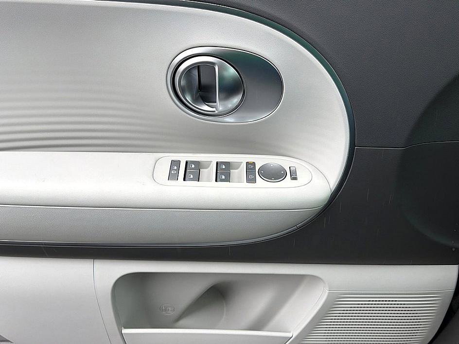 New 2026 Hyundai Ioniq 9 SE image 16