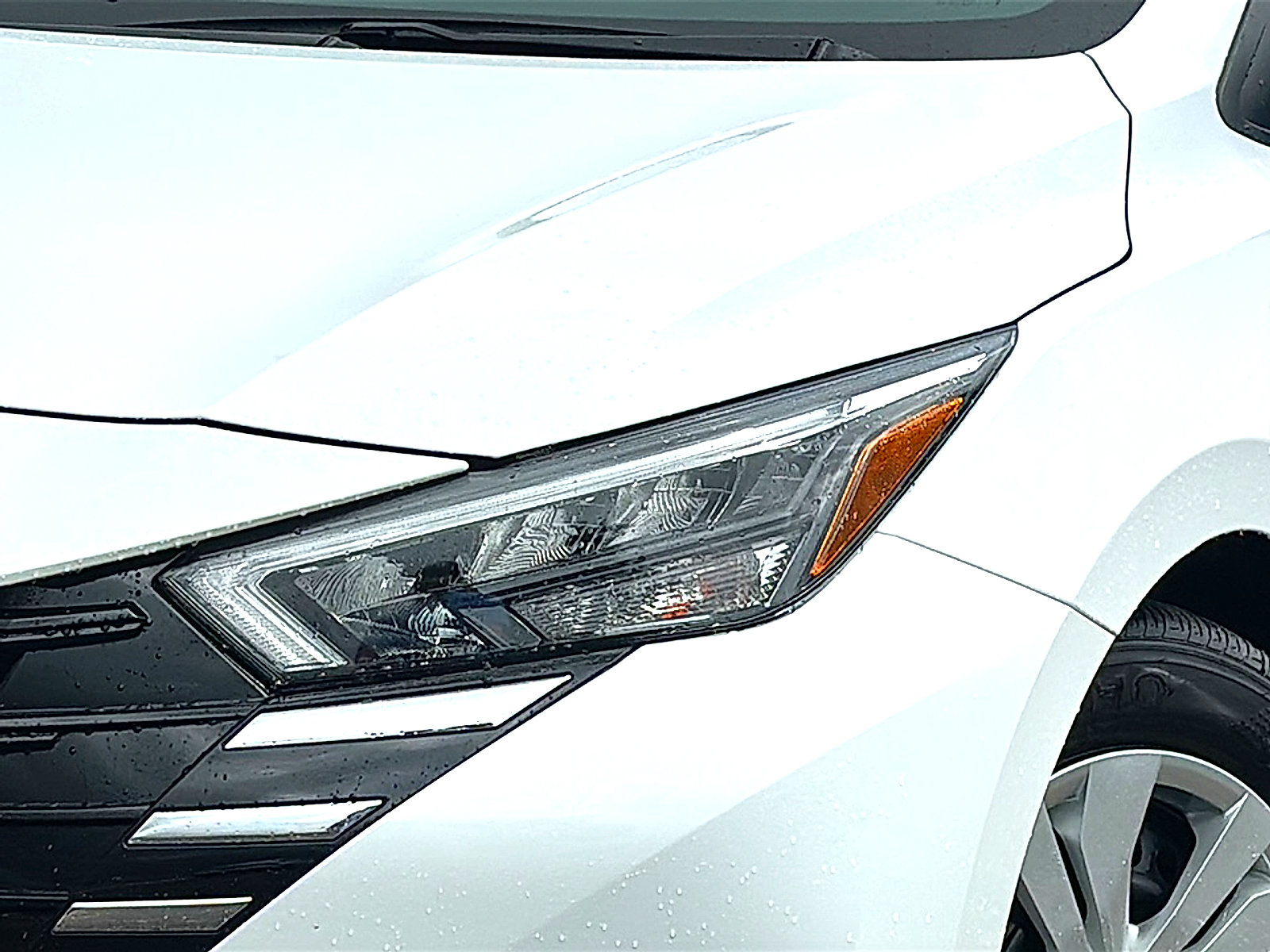 Certified 2025 Nissan Versa S w/ Trunk Package FWD image 4