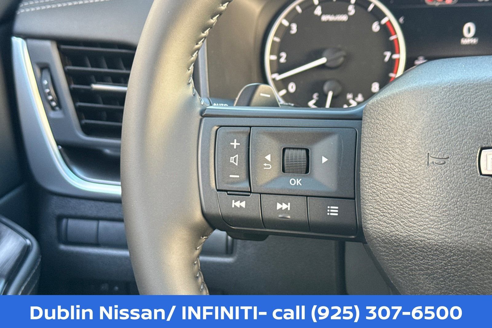 New 2026 Nissan Rogue SV w/ Cold Weather Package FWD image 28