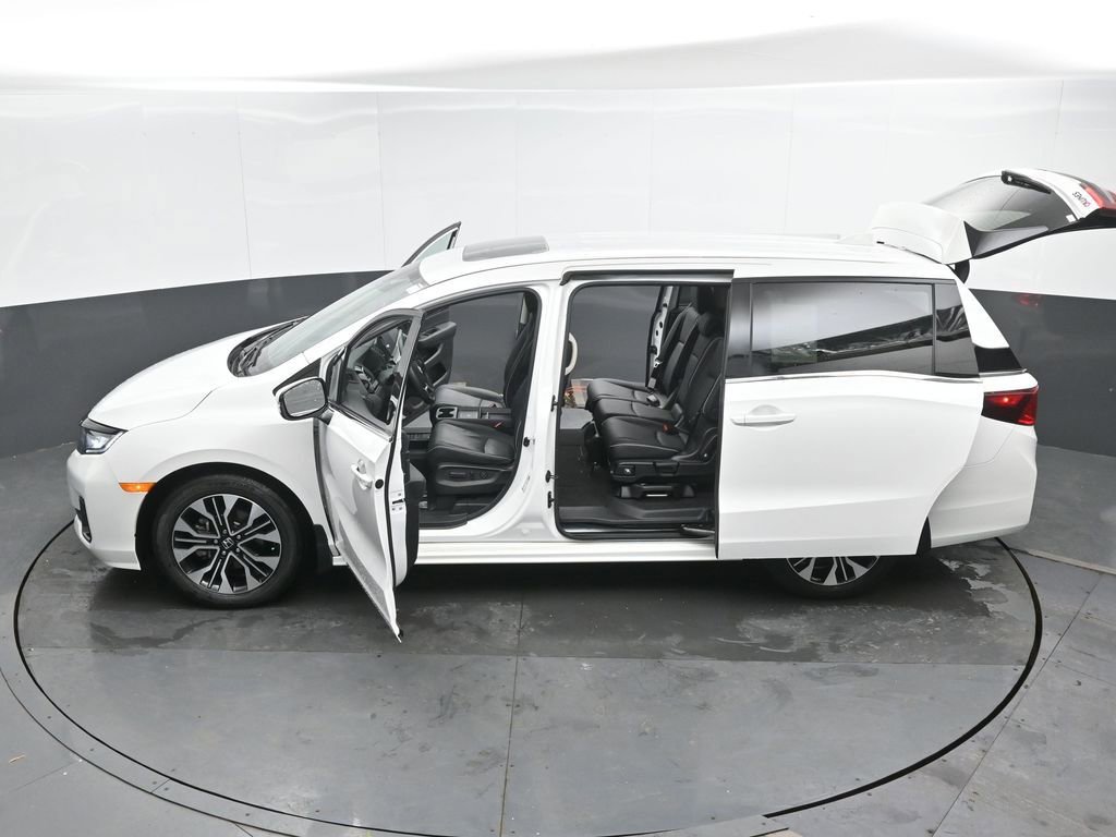 Used 2025 Honda Odyssey Elite image 45