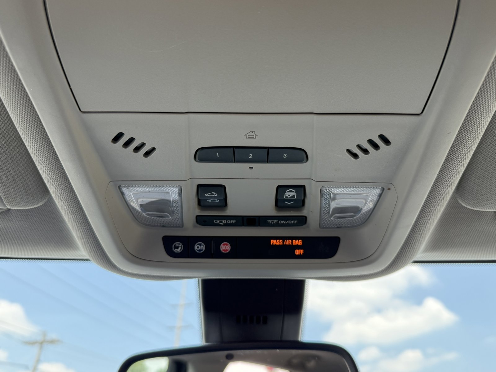 Used 2018 GMC Terrain Denali w/ Advanced Safety Package image 35