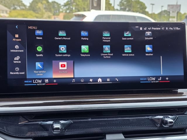 Used 2026 BMW X5 sDrive40i w/ Premium Package RWD image 14