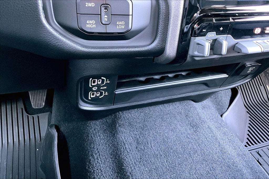 New 2026 RAM 3500 Tradesman AWD/4WD image 12