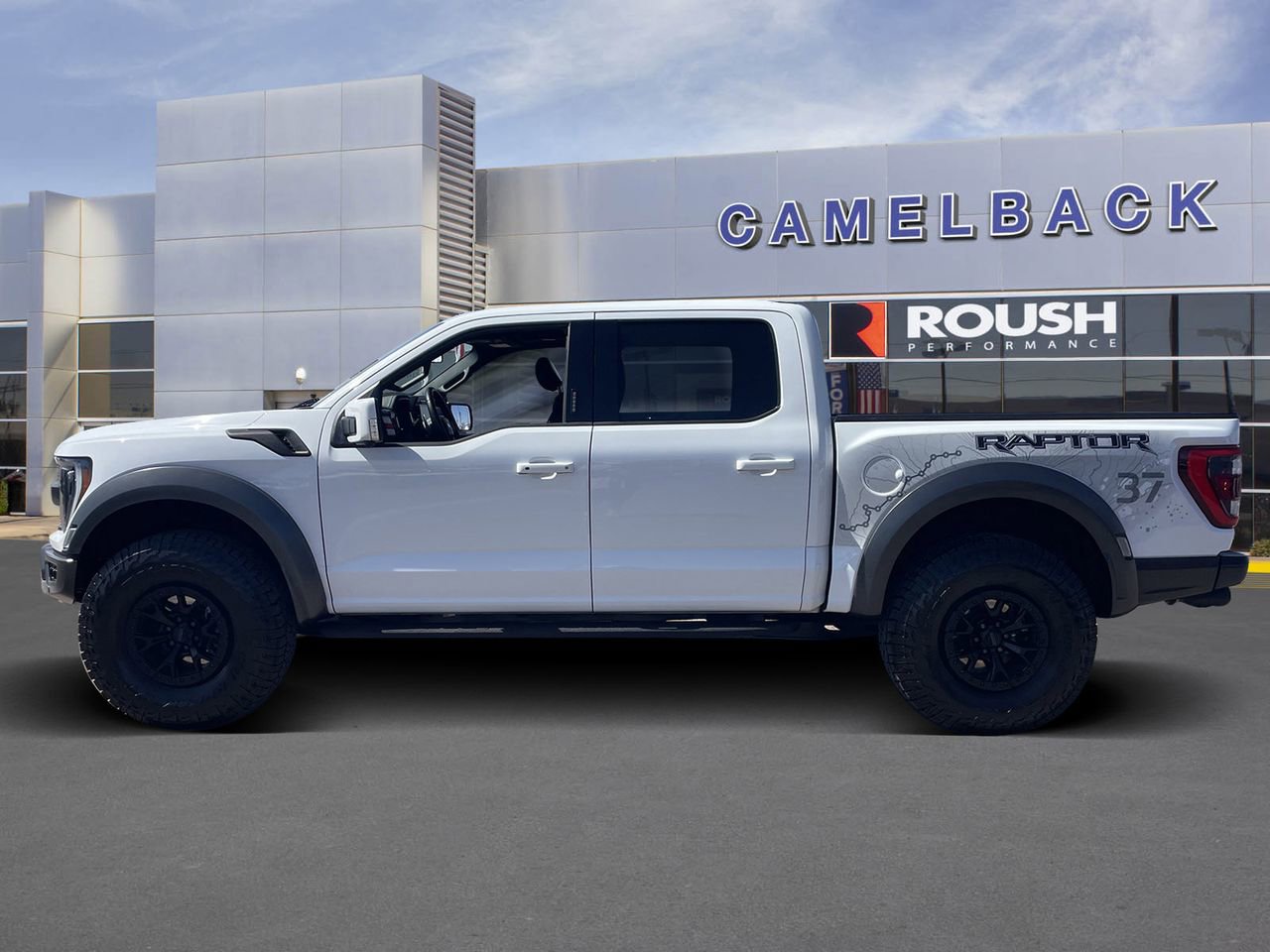 Used 2023 Ford F150 Raptor w/ Raptor 37 Performance Package AWD/4WD image 3
