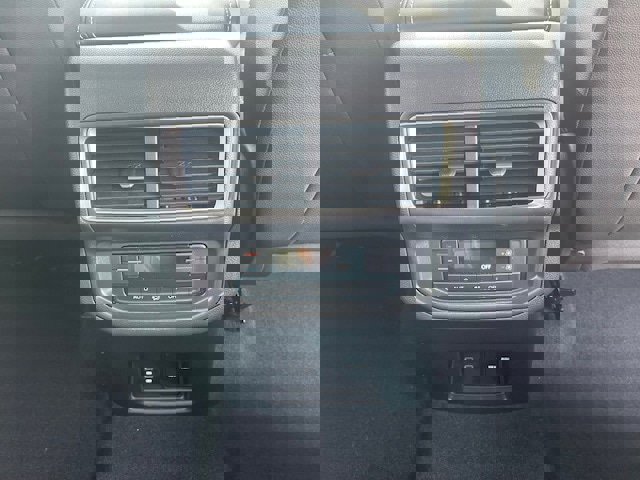 New 2026 Volkswagen Atlas SE image 11