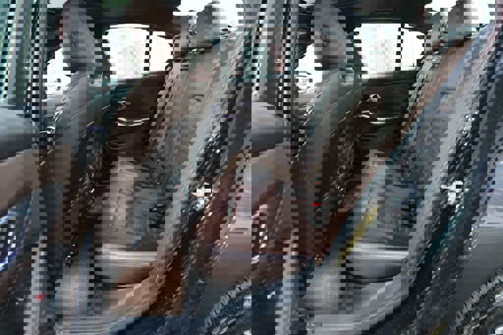 Used 2022 BMW 330i xDrive Sedan w/ Premium Package 2 image 21