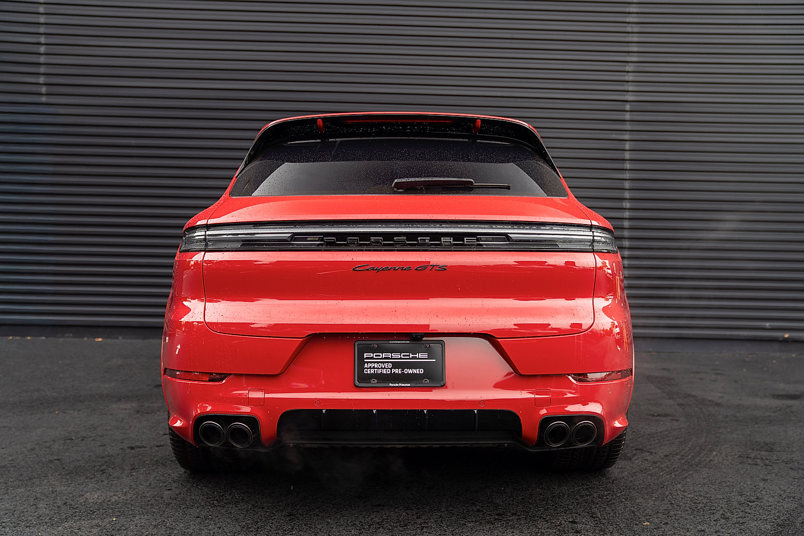 Used 2025 Porsche Cayenne GTS AWD/4WD image 33