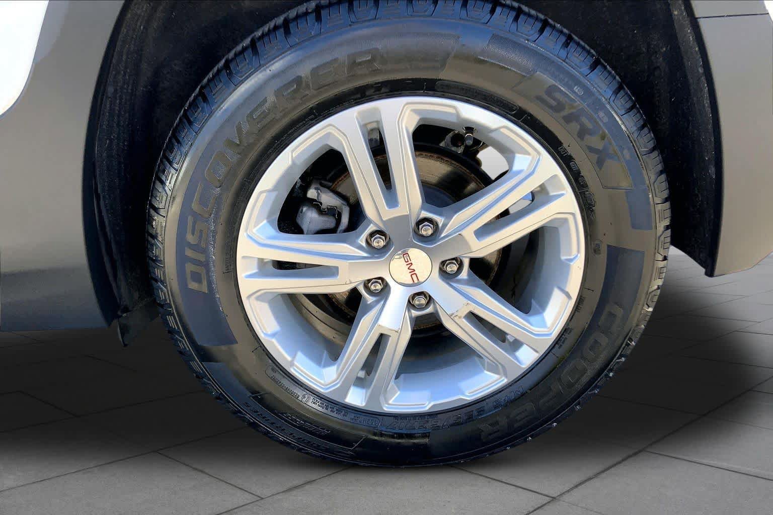 Used 2019 GMC Terrain SLE AWD/4WD image 11
