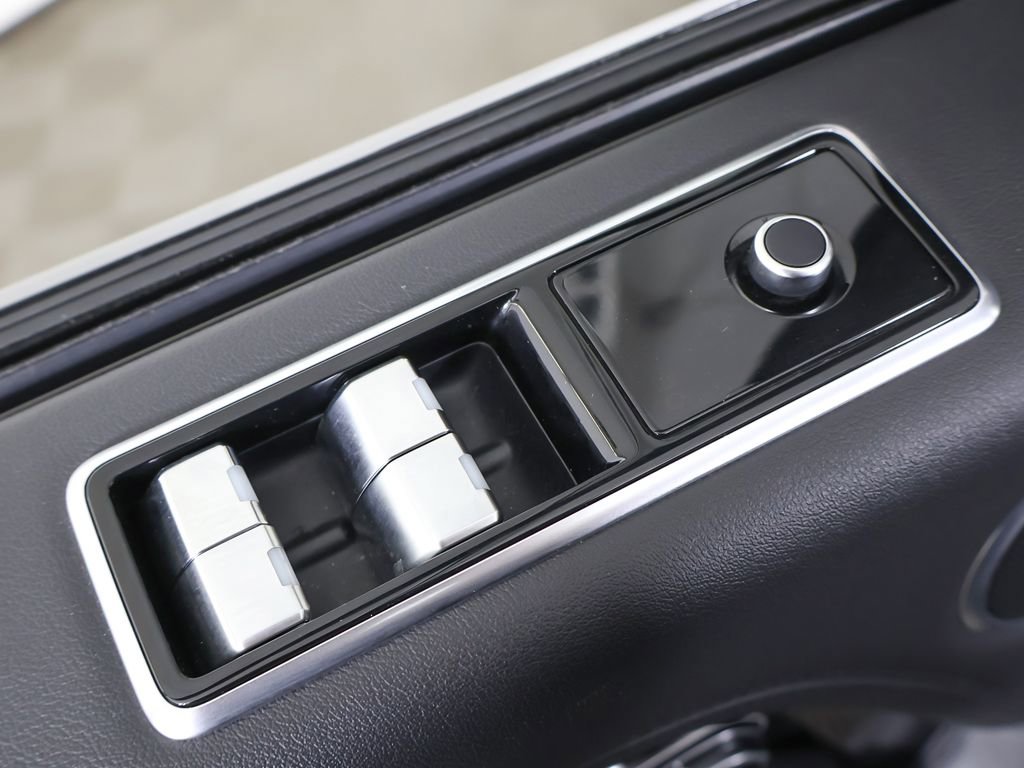 Used 2019 Land Rover Range Rover HSE image 47