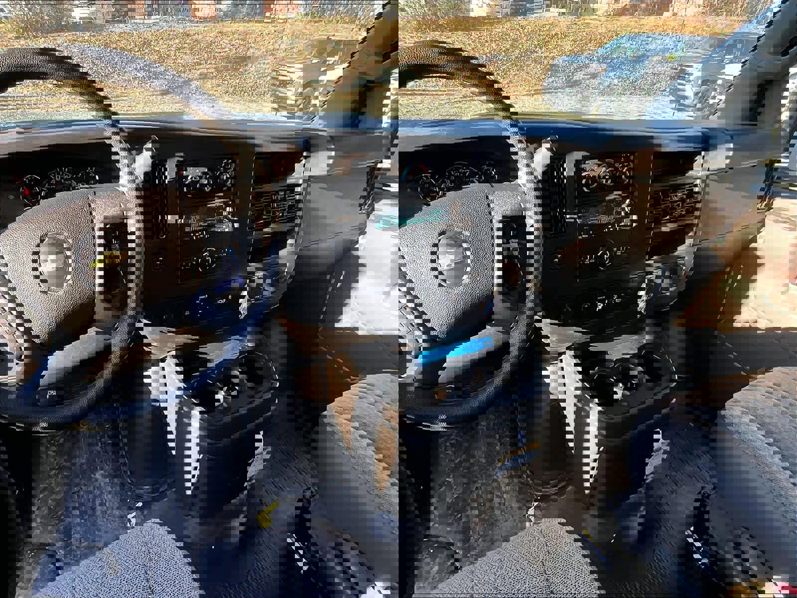 New 2025 Chevrolet Express 3500 w/ Power Convenience Package image 12