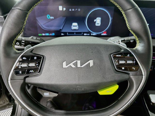 Used 2023 Kia EV6 GT AWD/4WD image 23