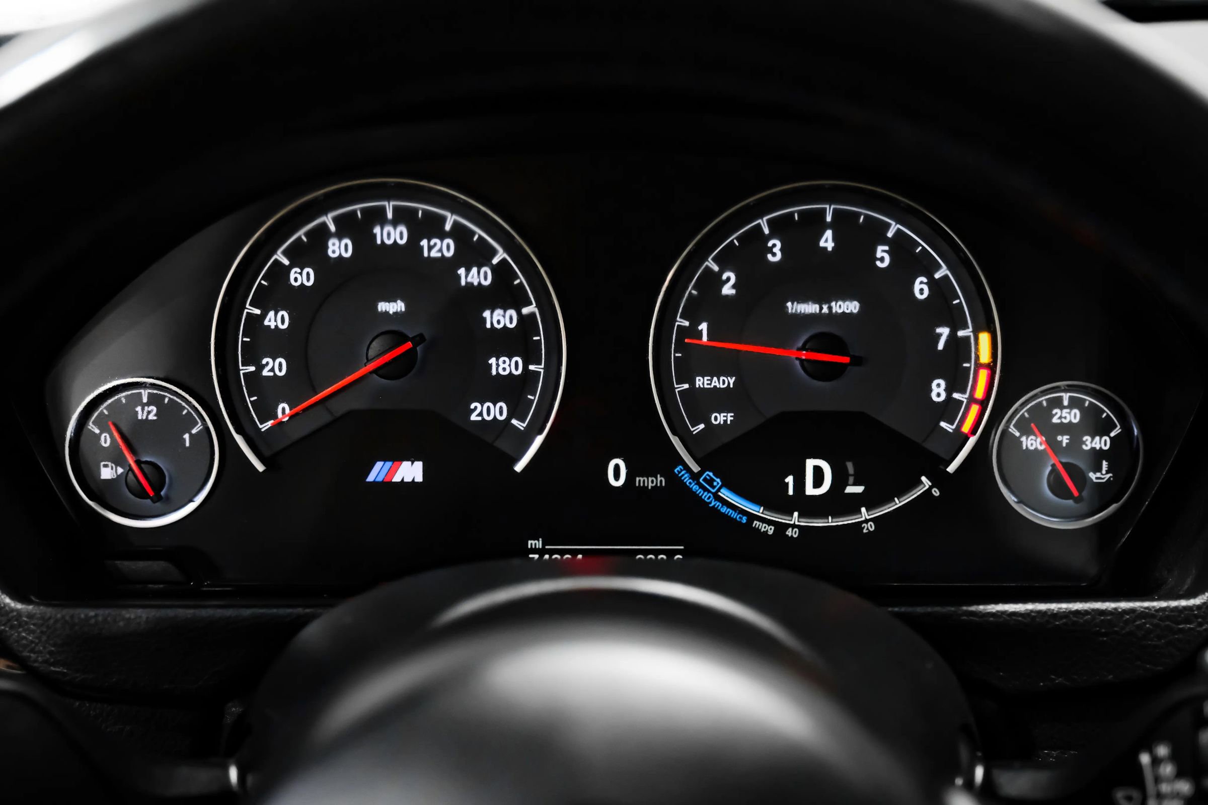 Used 2019 BMW M4 Coupe w/ Competition Package RWD image 17