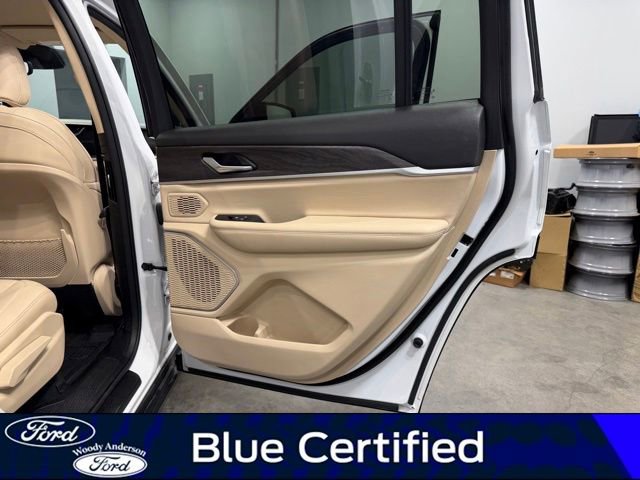 Used 2022 Jeep Grand Cherokee L Limited AWD/4WD image 27