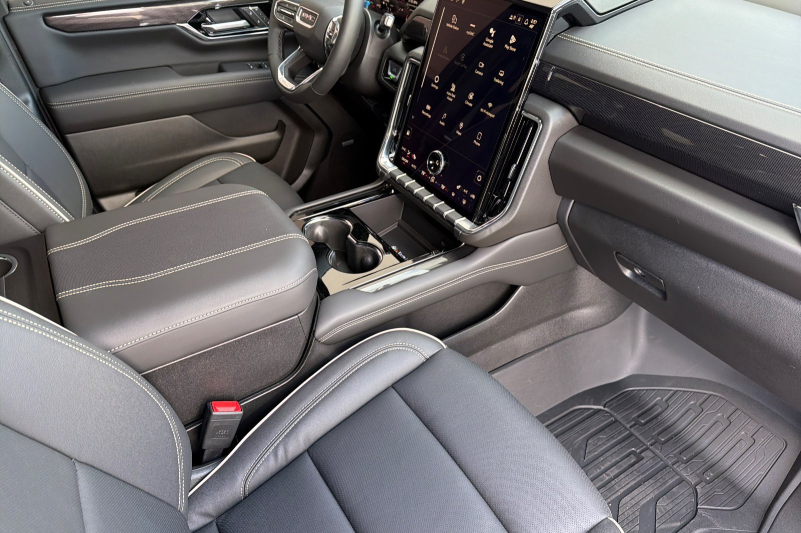 New 2026 GMC Yukon Elevation AWD/4WD image 18