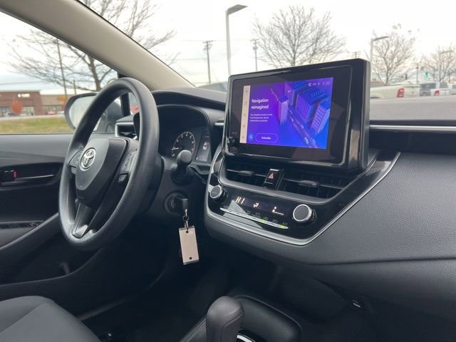 Used 2024 Toyota Corolla LE image 30